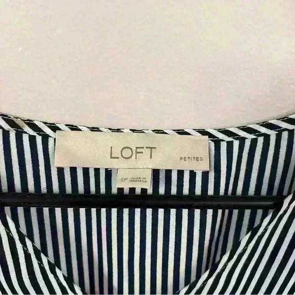 Loft black and white striped top size petite small - Picture 3 of 5